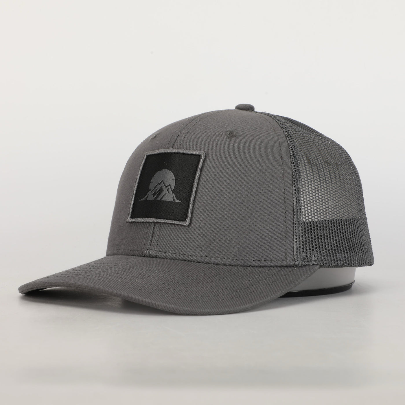 TRUCKER CAP SLEEK LOGO GREY/GREY